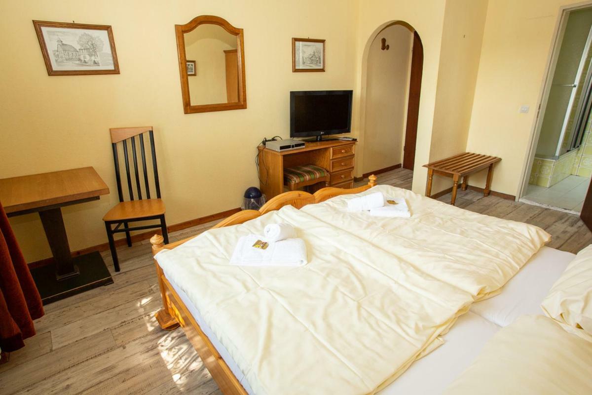Hotel Zum Jean Bonnet Hofgeismar Zewnętrze zdjęcie